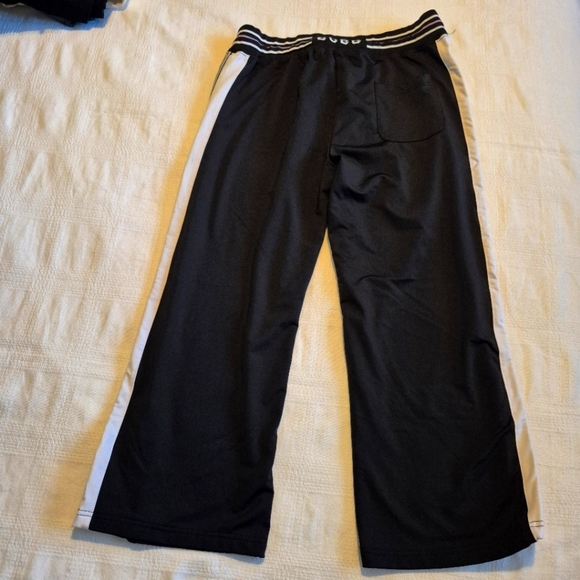 BCBGmaxazria women's size Large black cropped jogging pants, VGUC - Picture 5 of 7